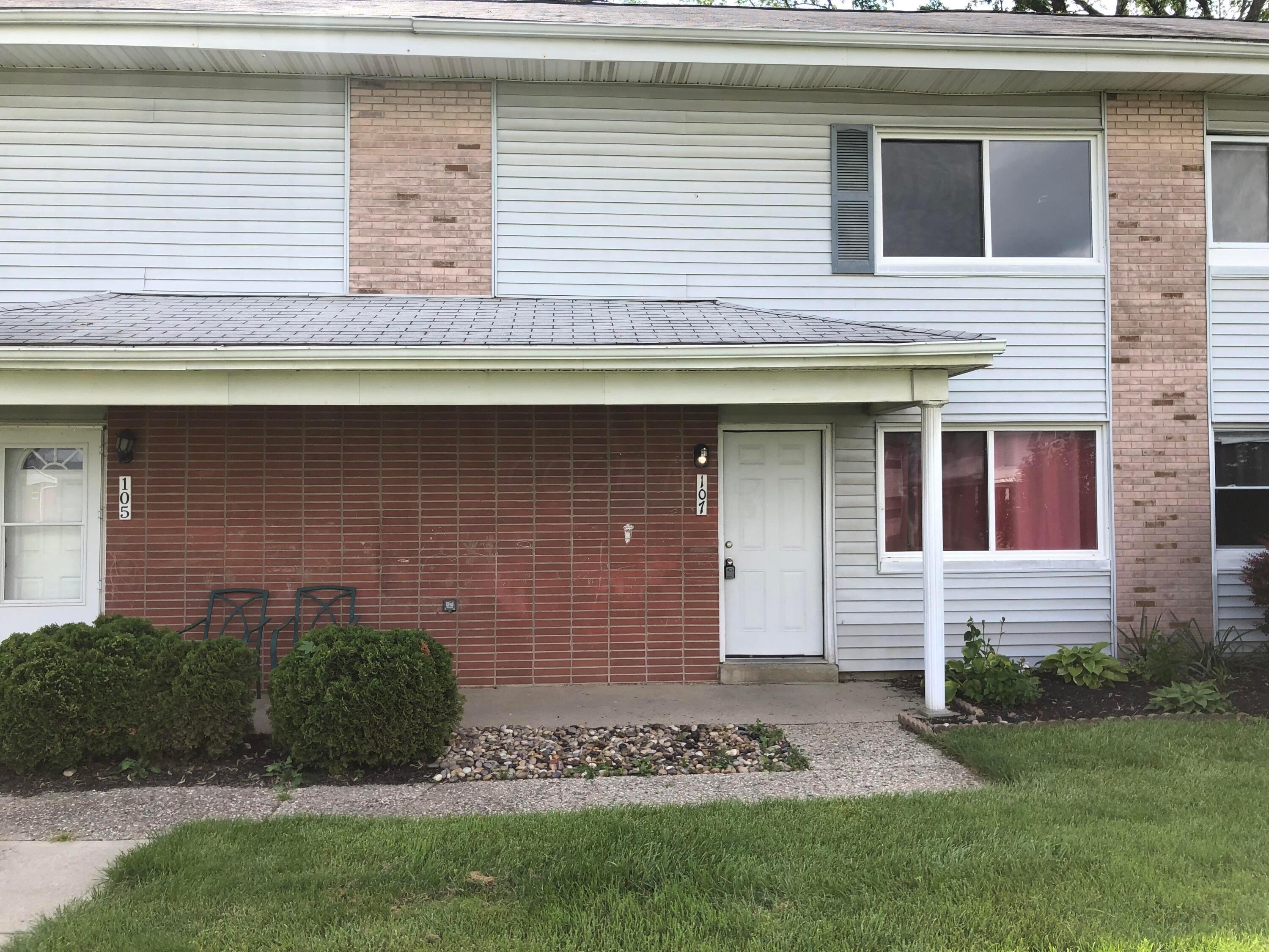 107 Buckeye Circle, Columbus, Ohio image 1