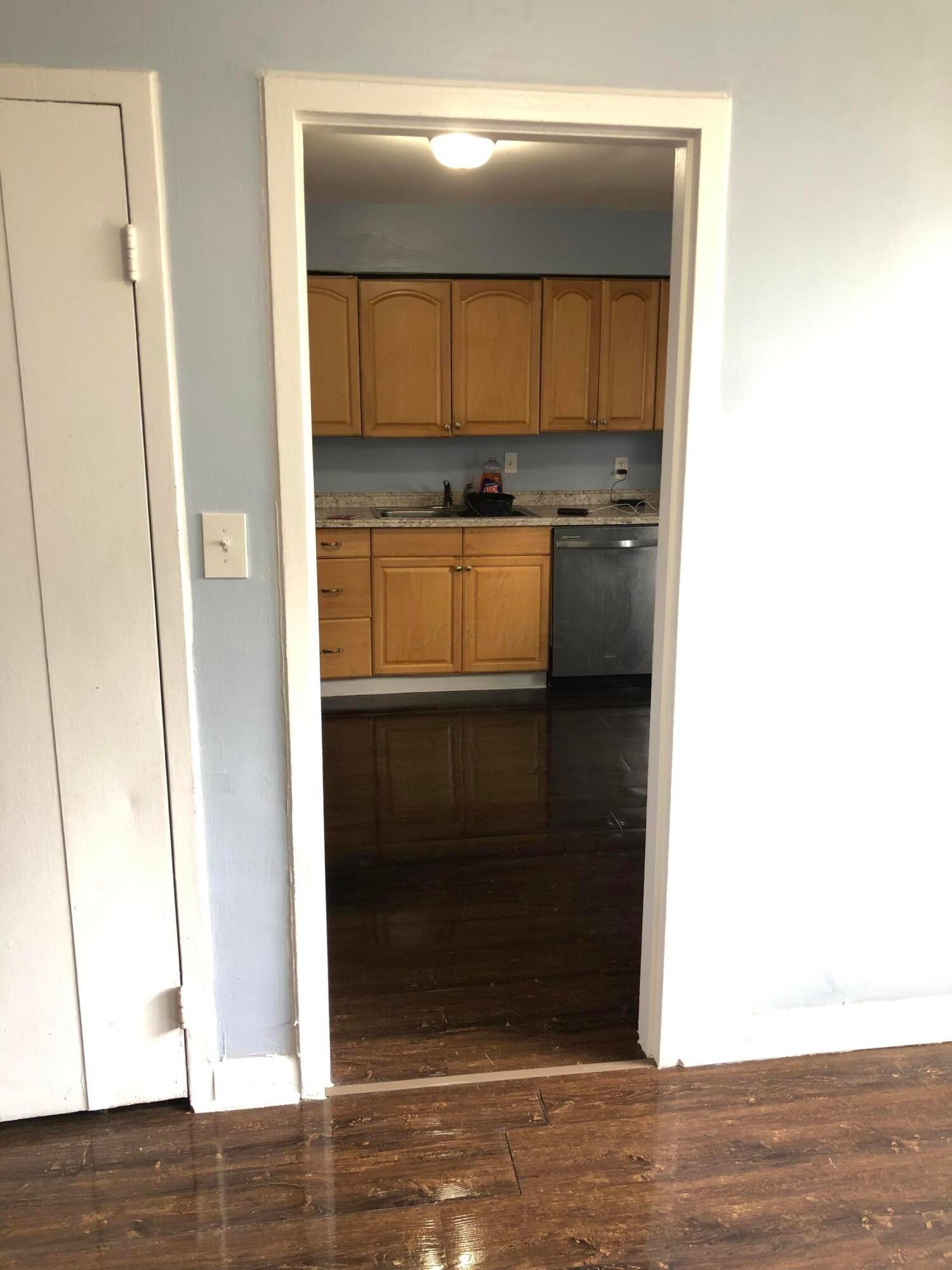 107 Buckeye Circle, Columbus, Ohio image 7