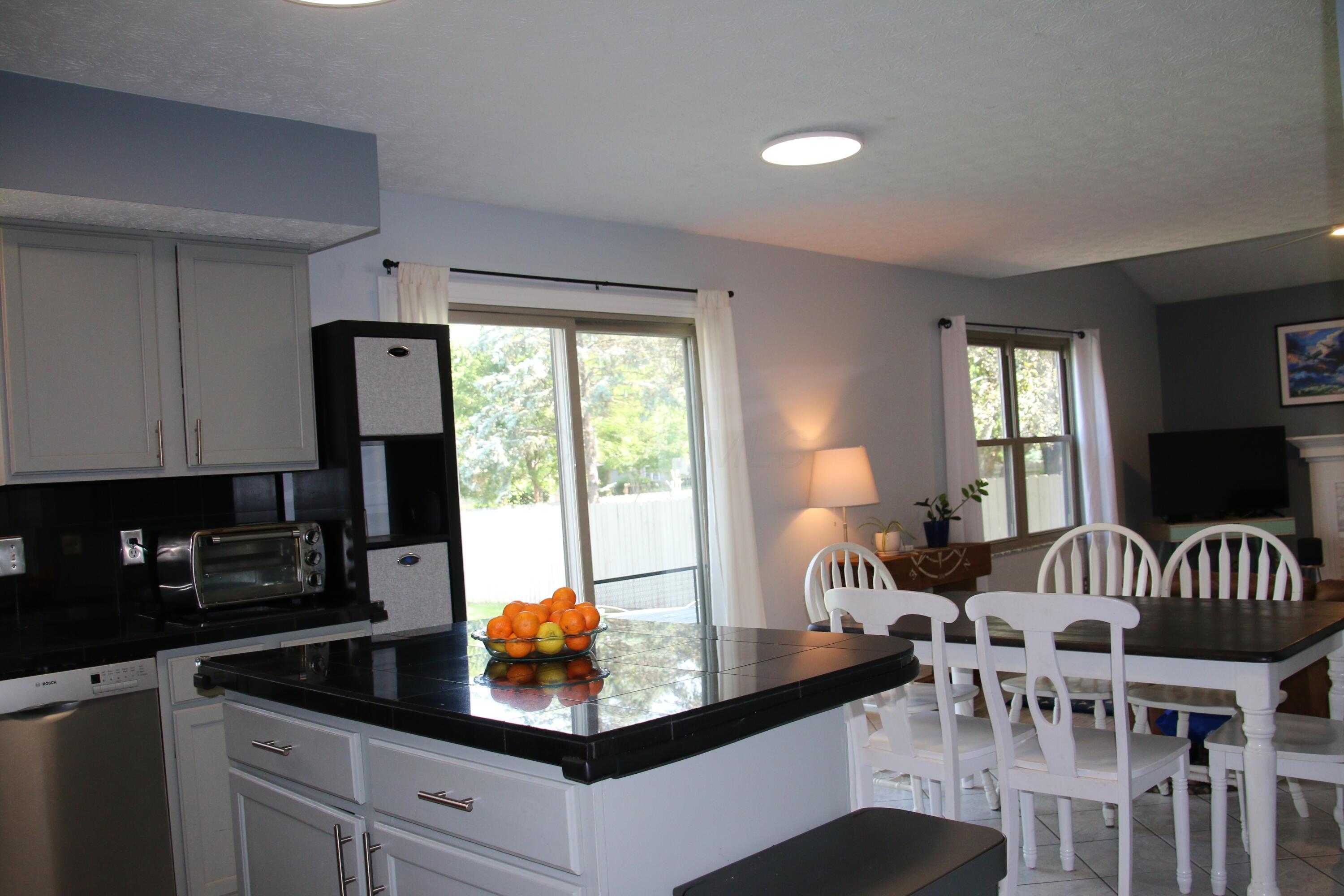 Westerville, Ohio 43082, United States, 5 Bedrooms Bedrooms, ,4 BathroomsBathrooms,Residential,Active,154279