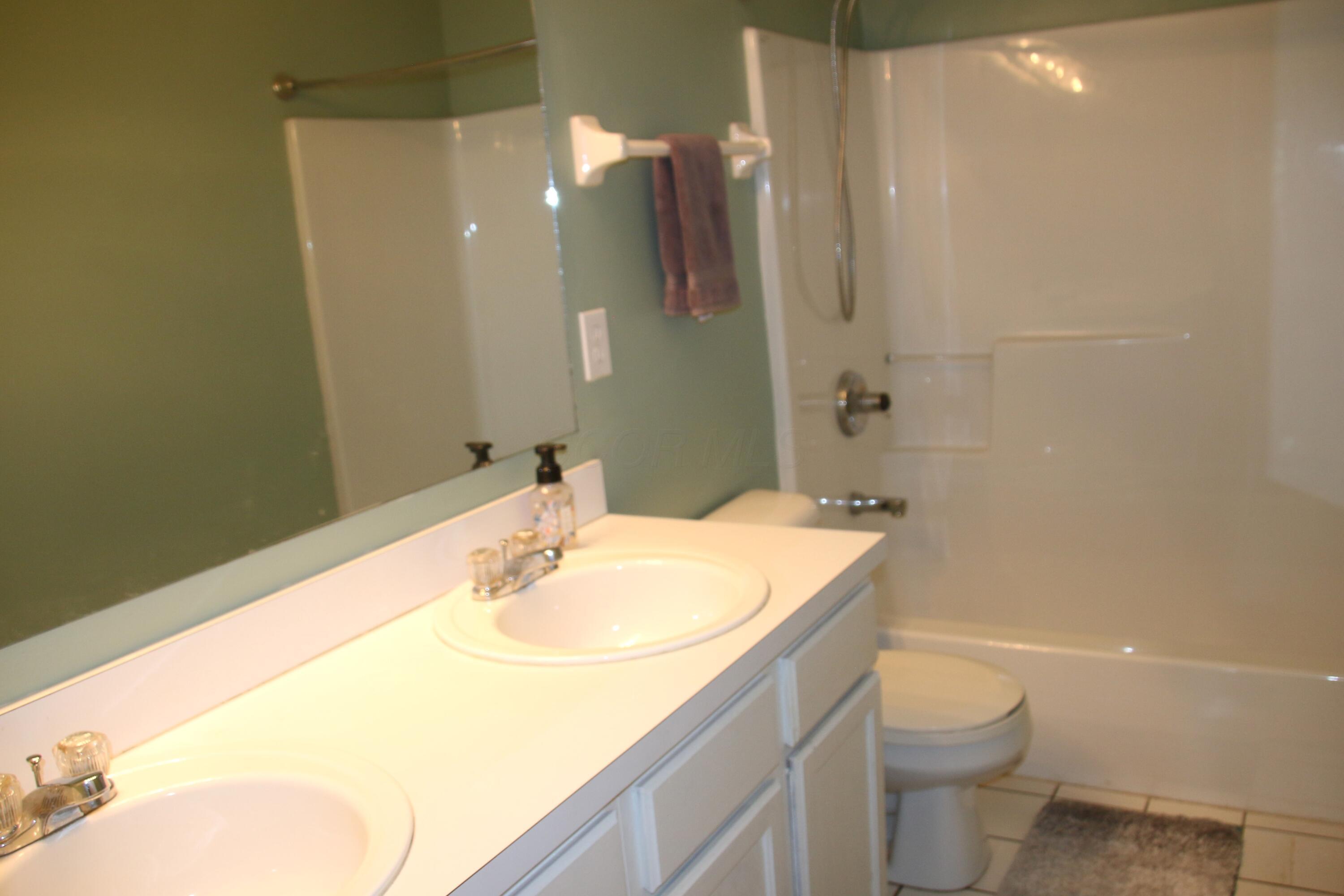 Westerville, Ohio 43082, United States, 5 Bedrooms Bedrooms, ,4 BathroomsBathrooms,Residential,Active,154279