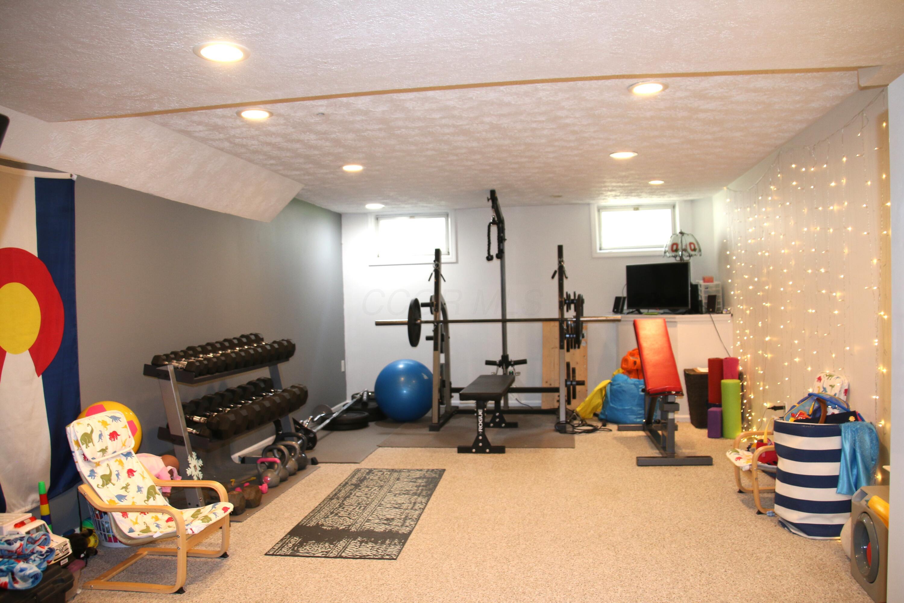 Westerville, Ohio 43082, United States, 5 Bedrooms Bedrooms, ,4 BathroomsBathrooms,Residential,Active,154279