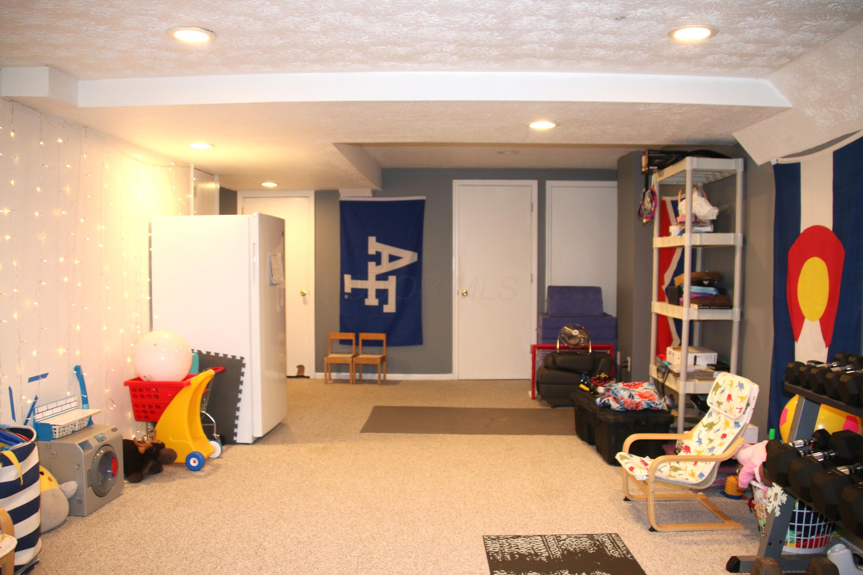 Westerville, Ohio 43082, United States, 5 Bedrooms Bedrooms, ,4 BathroomsBathrooms,Residential,Active,154279