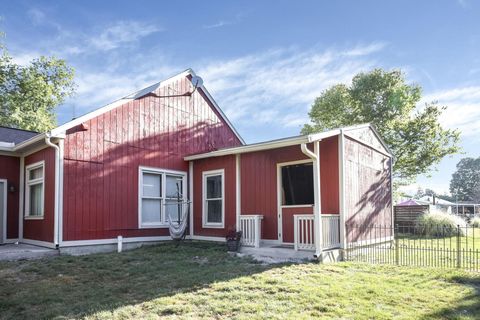 Tiny photo for 118 N Oak Avenue, Baltimore, OH 43105 (MLS # 225045126)