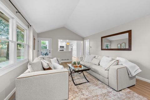 Tiny photo for 858 Knebworth Court, Westerville, OH 43081 (MLS # 225044486)