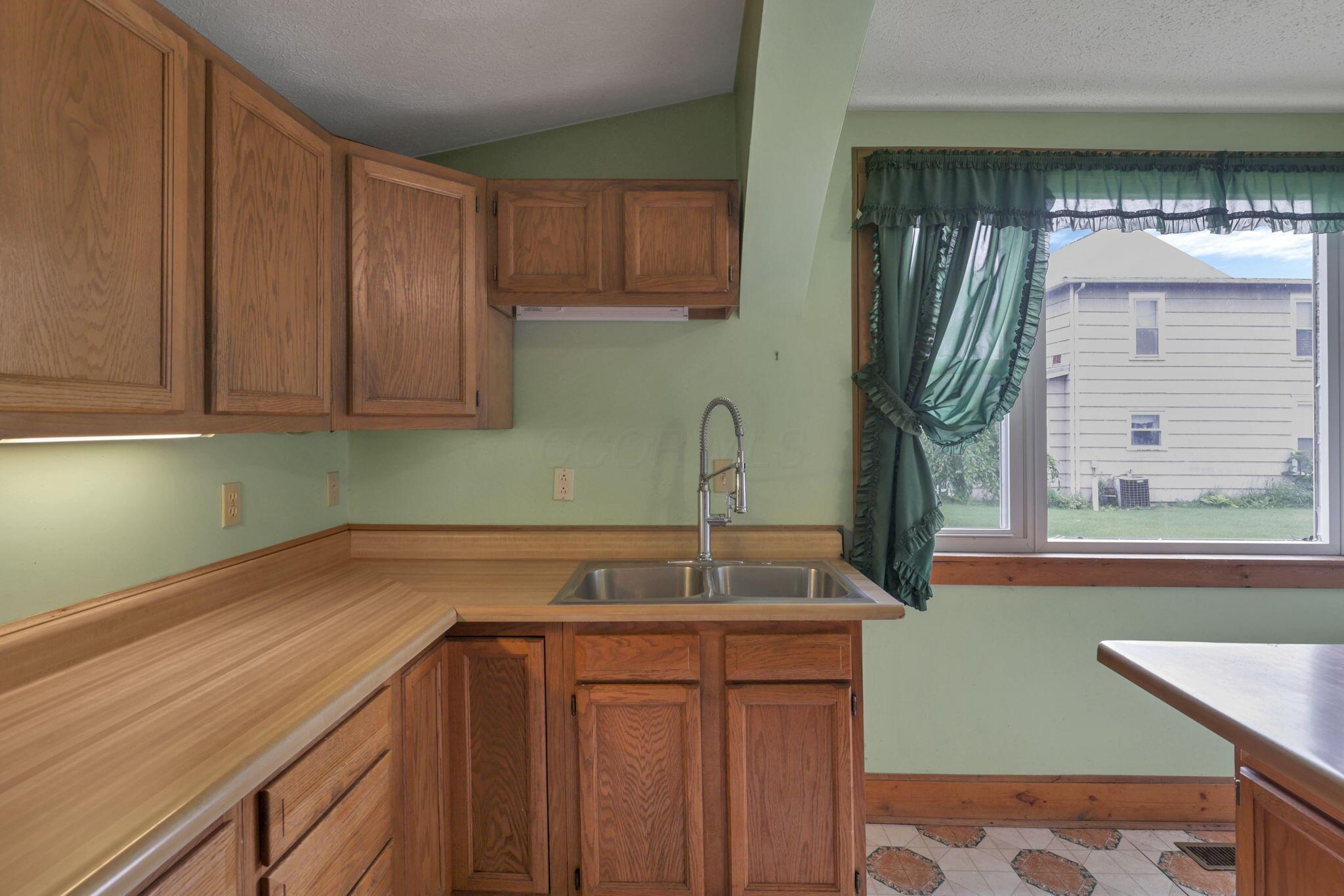43 Columbus Road, Mount Vernon, Ohio image 11