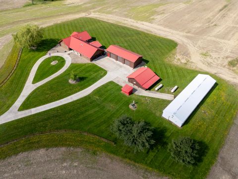 Photo of 454 State Route 60, Ashland, OH 44805 (MLS # 226015181)