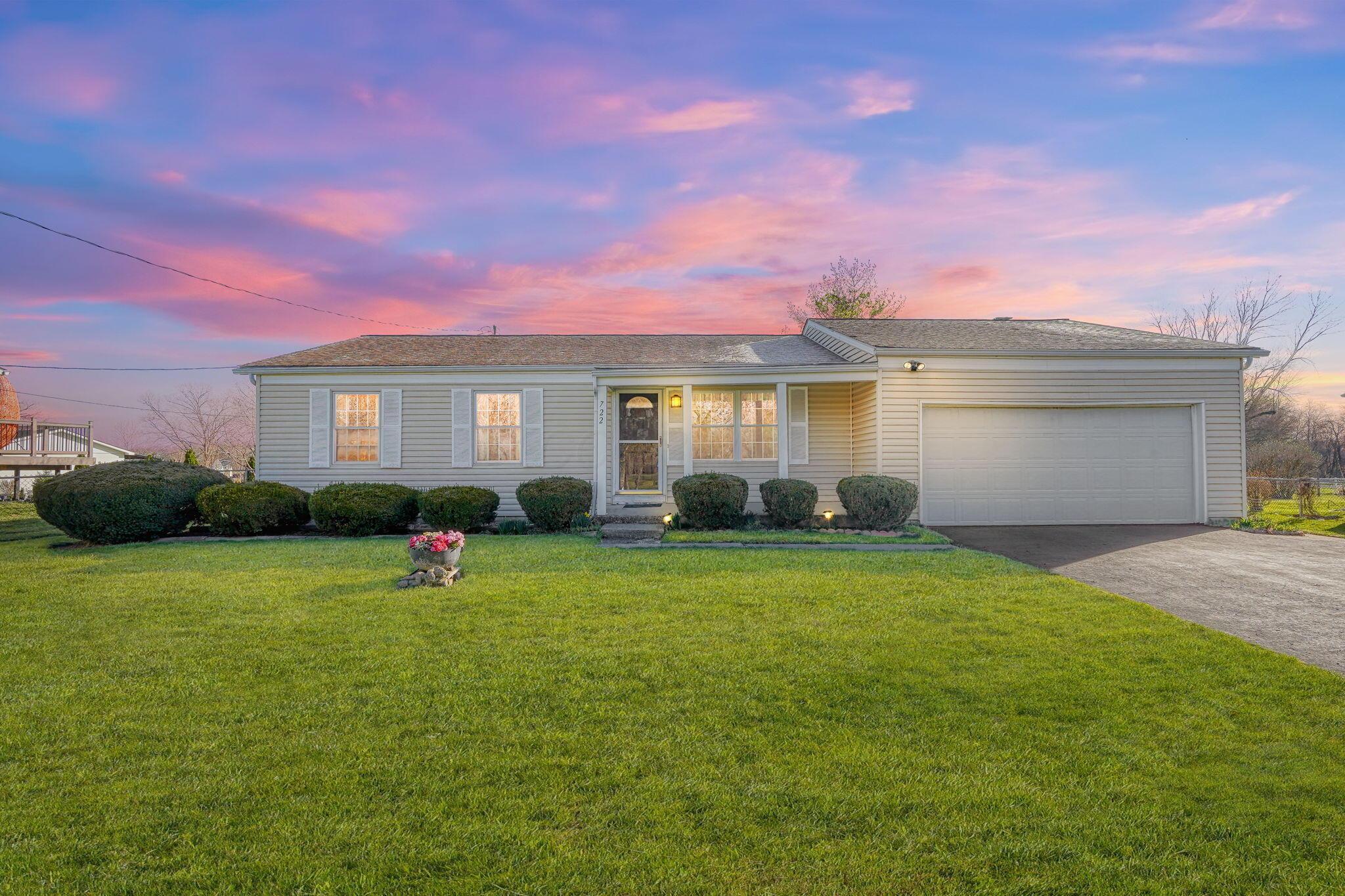 722 Amity Road, Galloway, Ohio image 1