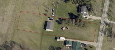 Photo of 5364 York Road SW lot 127 #lot 127, Pataskala, OH 43062 (MLS # 225038750)