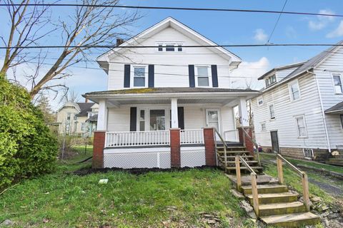 453 W Dickson Avenue Mansfield OH 44903