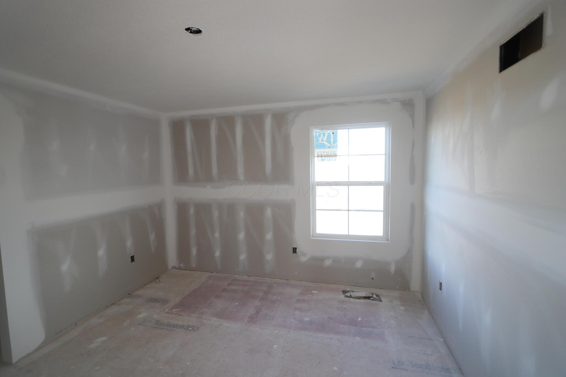 6786 Ardennes Loop, Hilliard, Ohio image 11