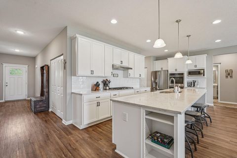 Tiny photo for 4399 Rishel St Street, Grove City, OH 43123 (MLS # 225037673)