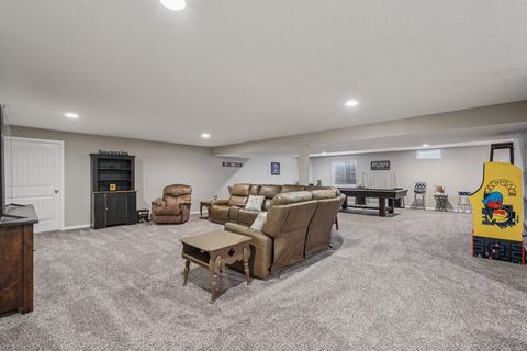 Tiny photo for 4399 Rishel St Street, Grove City, OH 43123 (MLS # 225037673)
