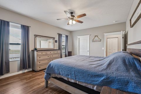 Tiny photo for 4399 Rishel St Street, Grove City, OH 43123 (MLS # 225037673)