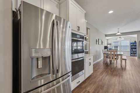 Tiny photo for 4399 Rishel St Street, Grove City, OH 43123 (MLS # 225037673)