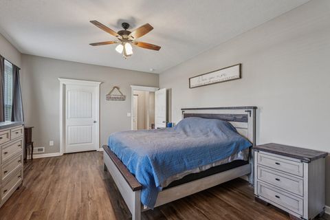 Tiny photo for 4399 Rishel St Street, Grove City, OH 43123 (MLS # 225037673)