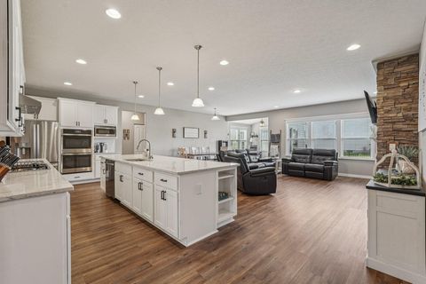 Tiny photo for 4399 Rishel St Street, Grove City, OH 43123 (MLS # 225037673)