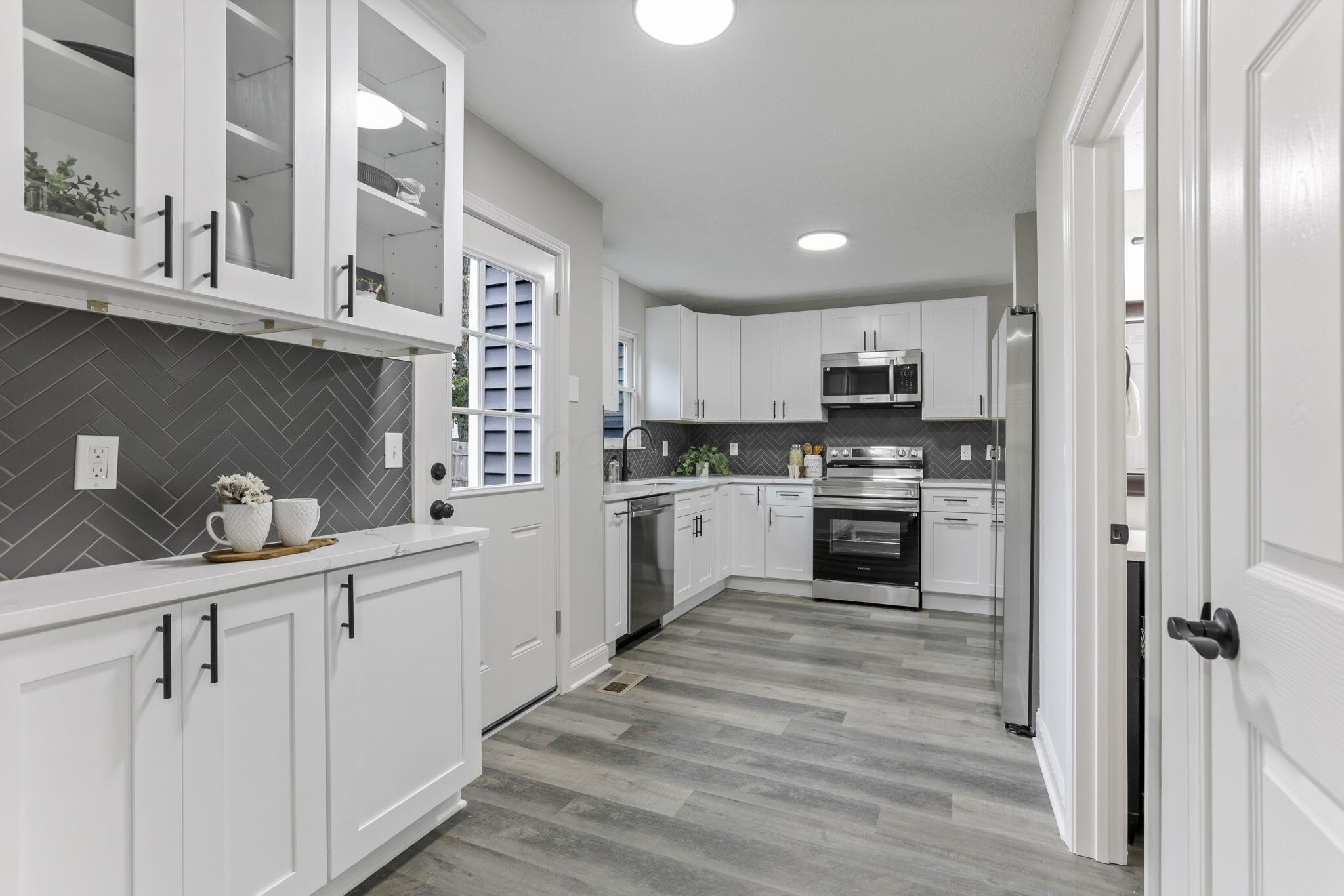 338 Gentlewind Drive, Westerville, Ohio image 14
