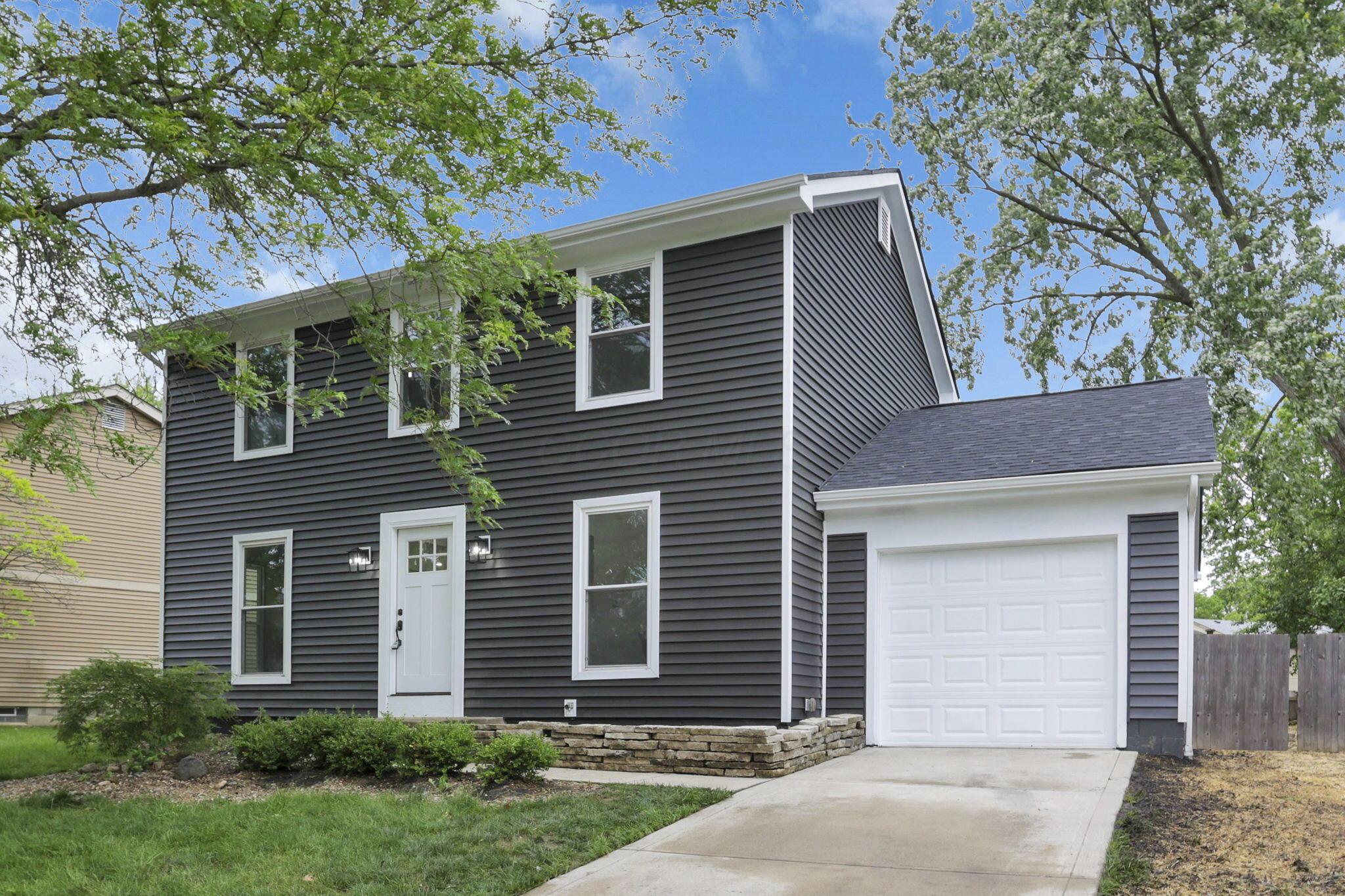 338 Gentlewind Drive, Westerville, Ohio image 1