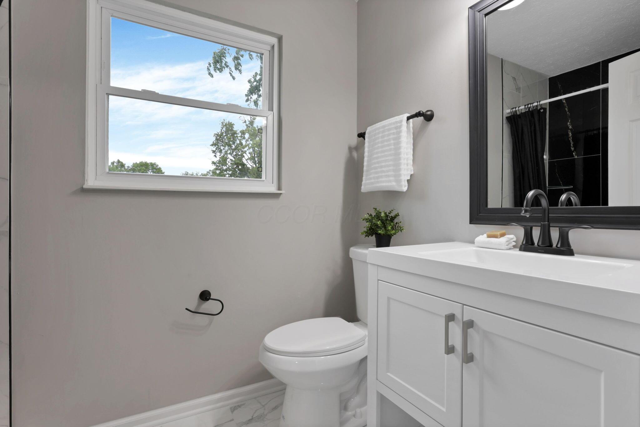 338 Gentlewind Drive, Westerville, Ohio image 24