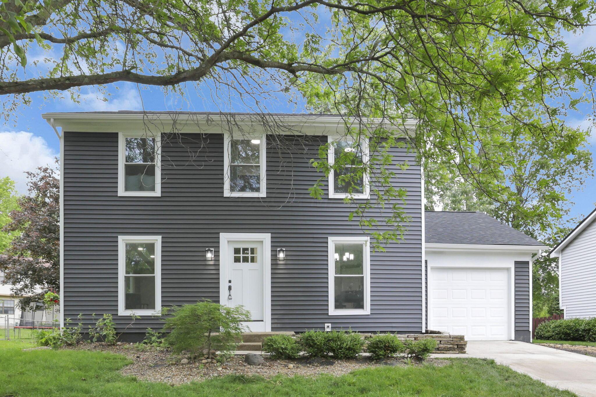 338 Gentlewind Drive, Westerville, Ohio image 2