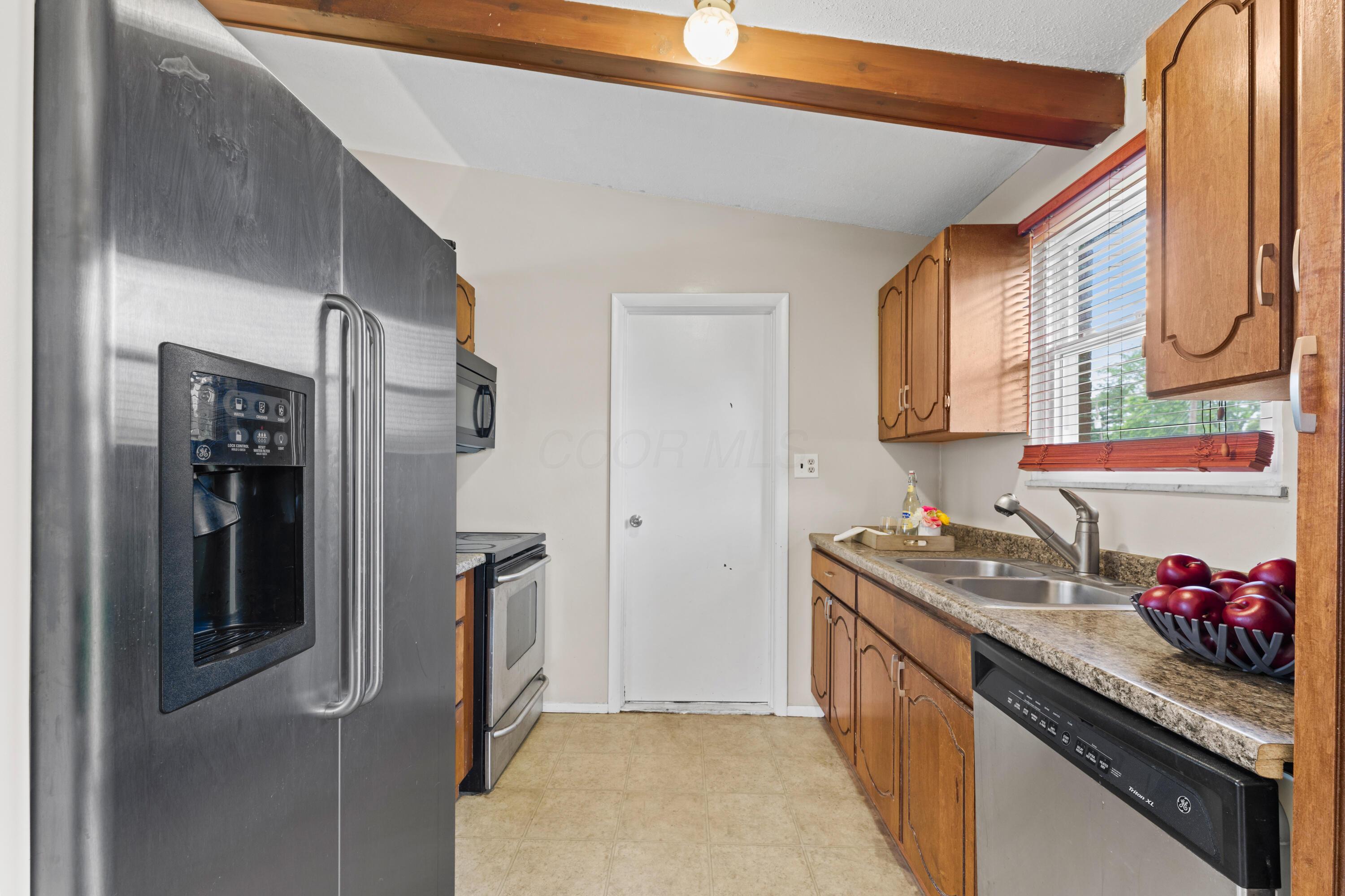 4930 Carbondale Drive, Columbus, Ohio image 9