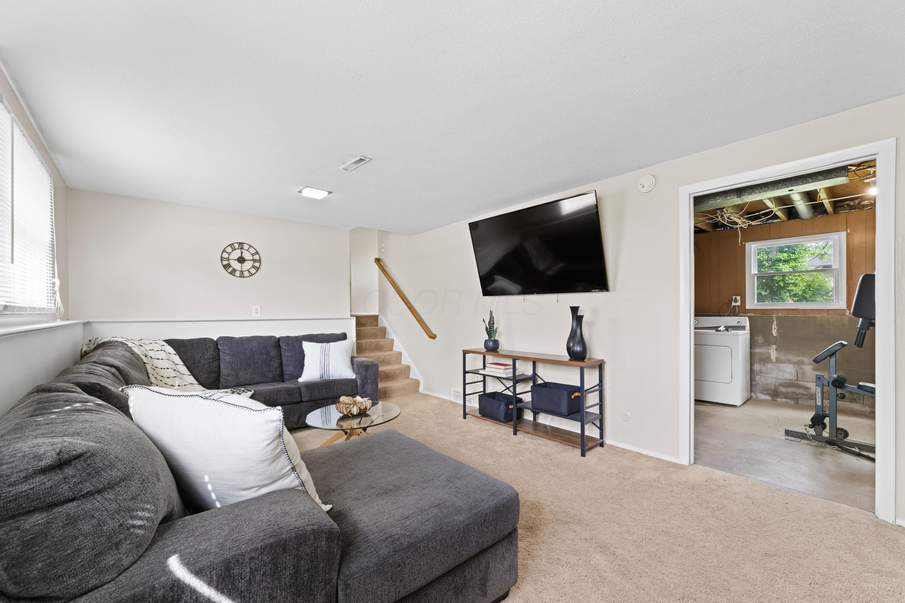 4930 Carbondale Drive, Columbus, Ohio image 24