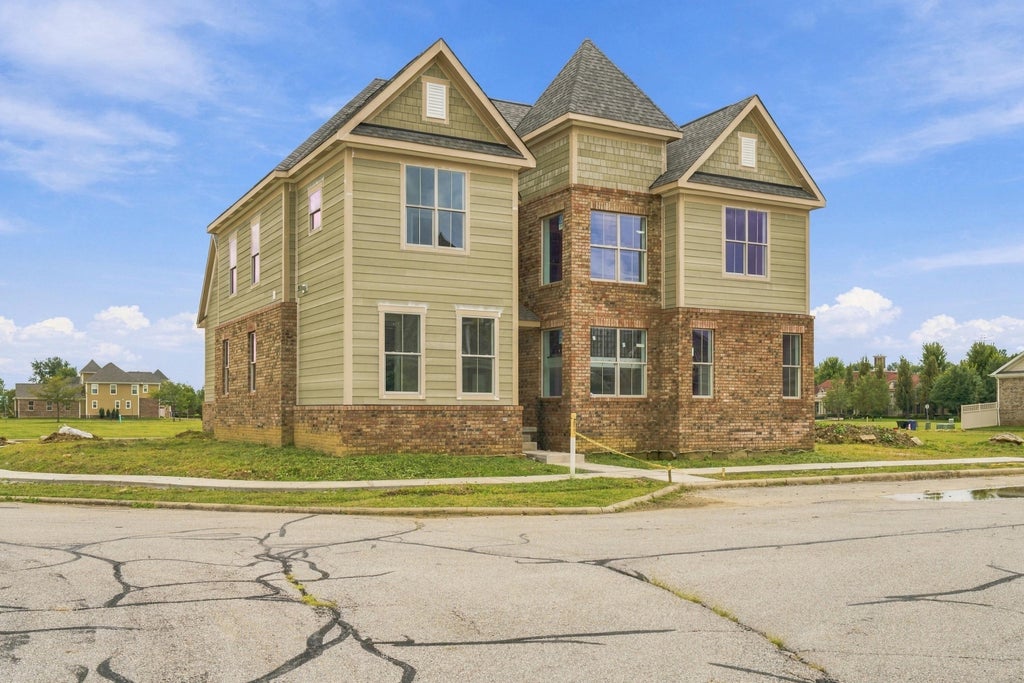 Photo of 7005 Snowdrop Court, Dublin, OH 43016 (MLS # 226034879)