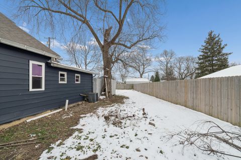 Tiny photo for 301 W Columbus Street, Mount Sterling, OH 43143 (MLS # 225044994)