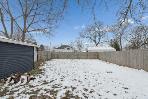 Tiny photo for 301 W Columbus Street, Mount Sterling, OH 43143 (MLS # 225044994)