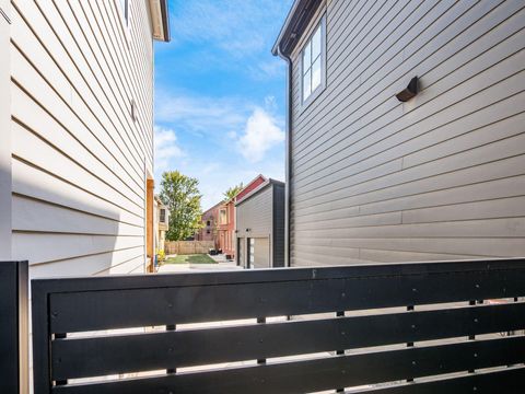 Tiny photo for 288 E 4th Avenue, Columbus, OH 43201 (MLS # 226000598)