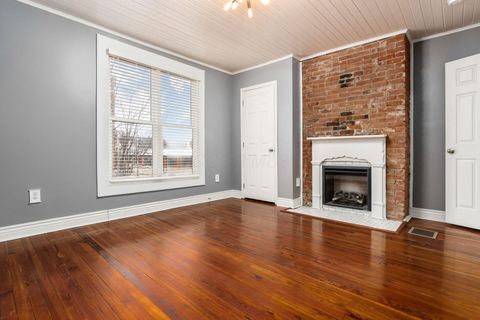 Tiny photo for 288 E 4th Avenue, Columbus, OH 43201 (MLS # 226000598)