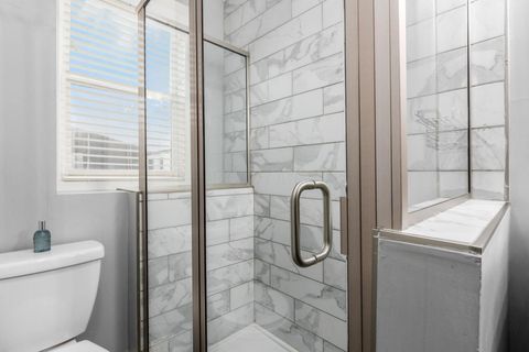 Tiny photo for 288 E 4th Avenue, Columbus, OH 43201 (MLS # 226000598)