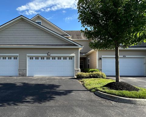 Photo of 1413 Carylake Circle, Columbus, OH 43240 (MLS # 226024955)