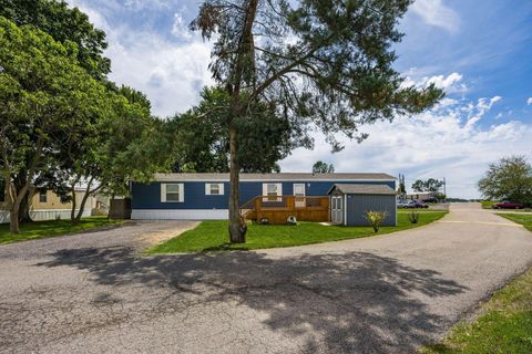 Photo of 4800 Duvall Road 130 #130, Ashville, OH 43103 (MLS # 226018306)