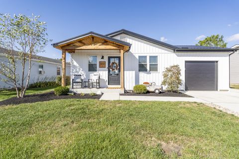 Photo of 350 W Main Street, Mount Sterling, OH 43143 (MLS # 226012759)