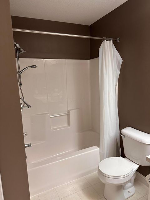 Tiny photo for 764 Stone Ridge Way, Newark, OH 43055 (MLS # 226000699)