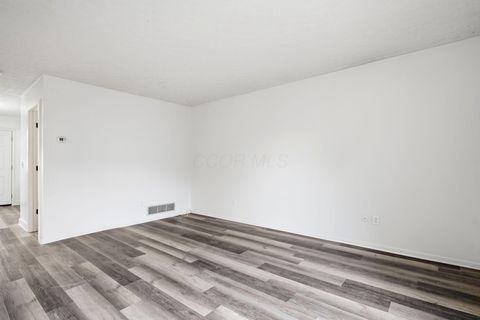 Tiny photo for 2946 Sawdust Lane, Dublin, OH 43017 (MLS # 226003137)