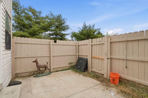 Tiny photo for 2946 Sawdust Lane, Dublin, OH 43017 (MLS # 226003137)