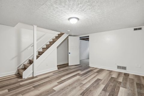 Tiny photo for 2946 Sawdust Lane, Dublin, OH 43017 (MLS # 226003137)