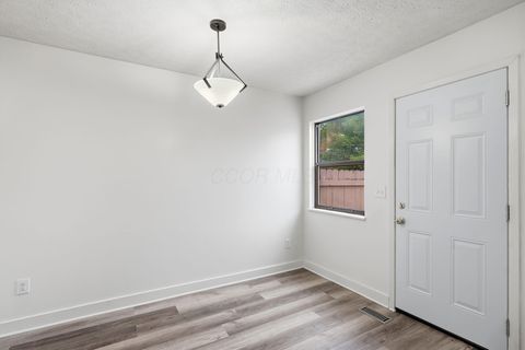 Tiny photo for 2946 Sawdust Lane, Dublin, OH 43017 (MLS # 226003137)