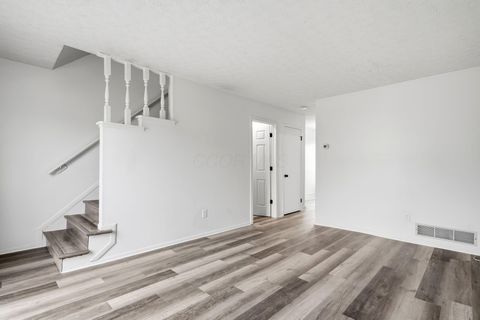 Tiny photo for 2946 Sawdust Lane, Dublin, OH 43017 (MLS # 226003137)