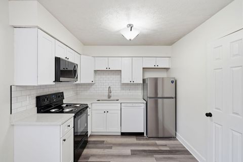 Tiny photo for 2946 Sawdust Lane, Dublin, OH 43017 (MLS # 226003137)