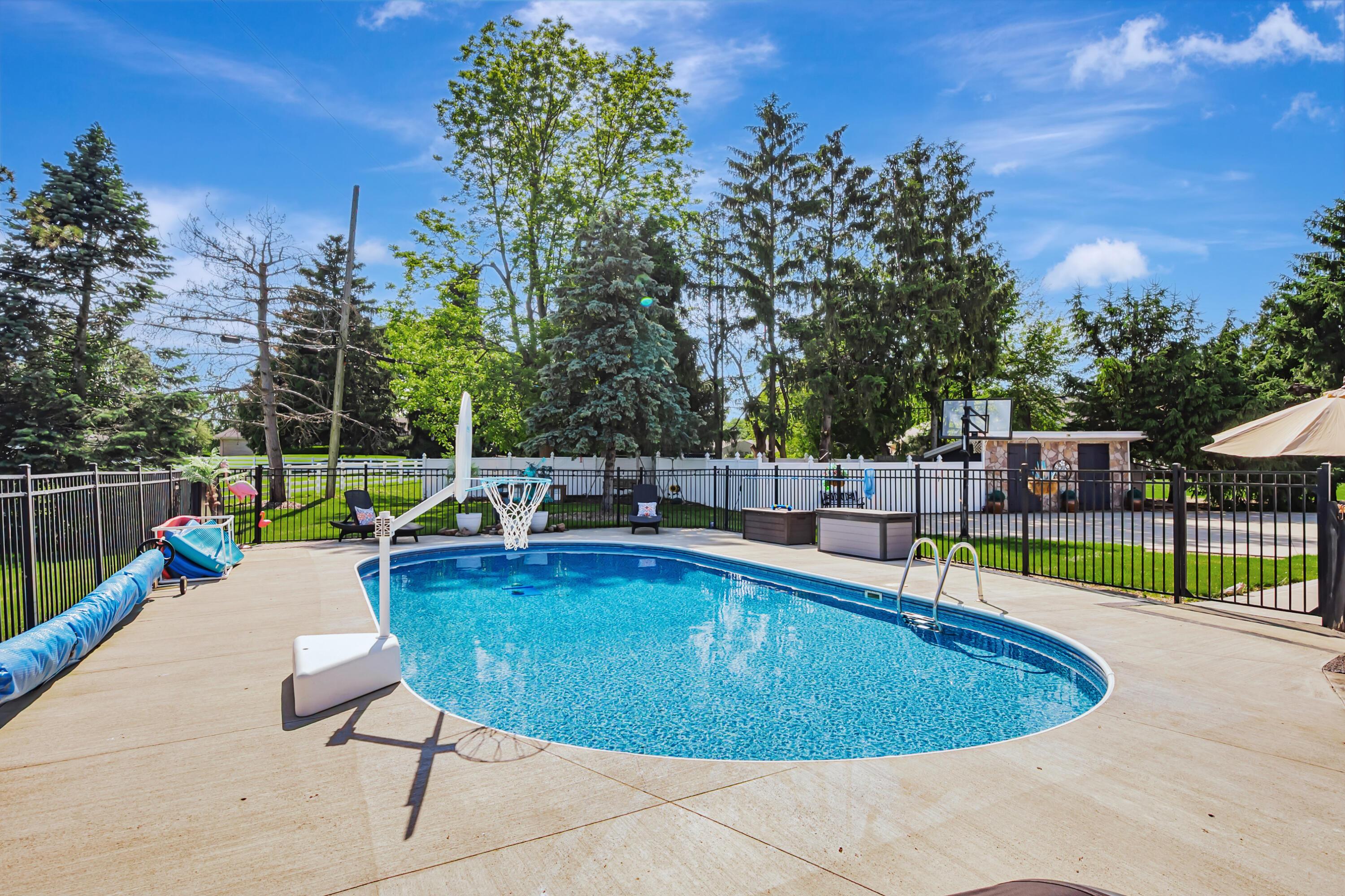 1550 Kingwood Circle, Marion, Ohio image 38