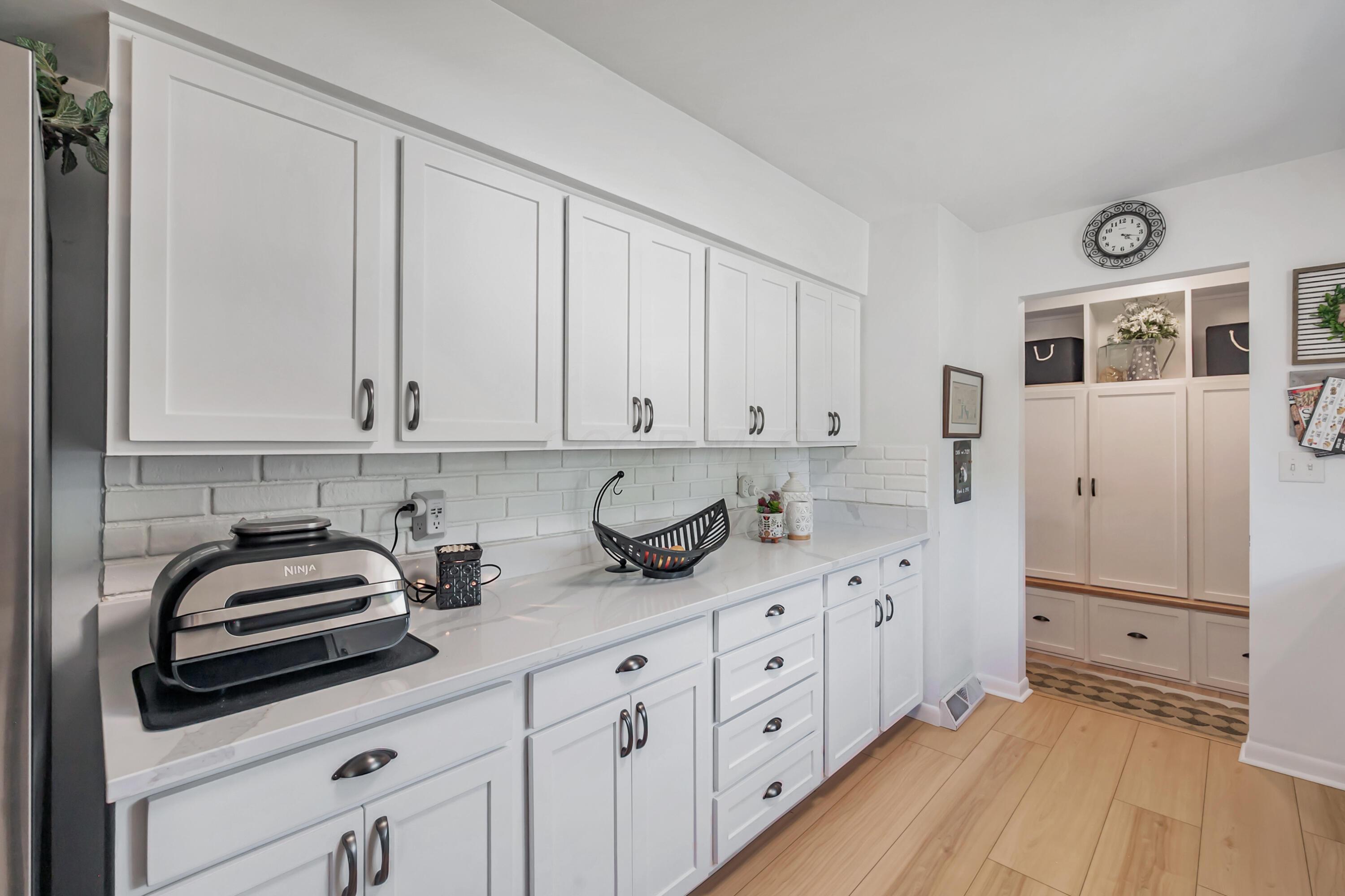 1550 Kingwood Circle, Marion, Ohio image 14