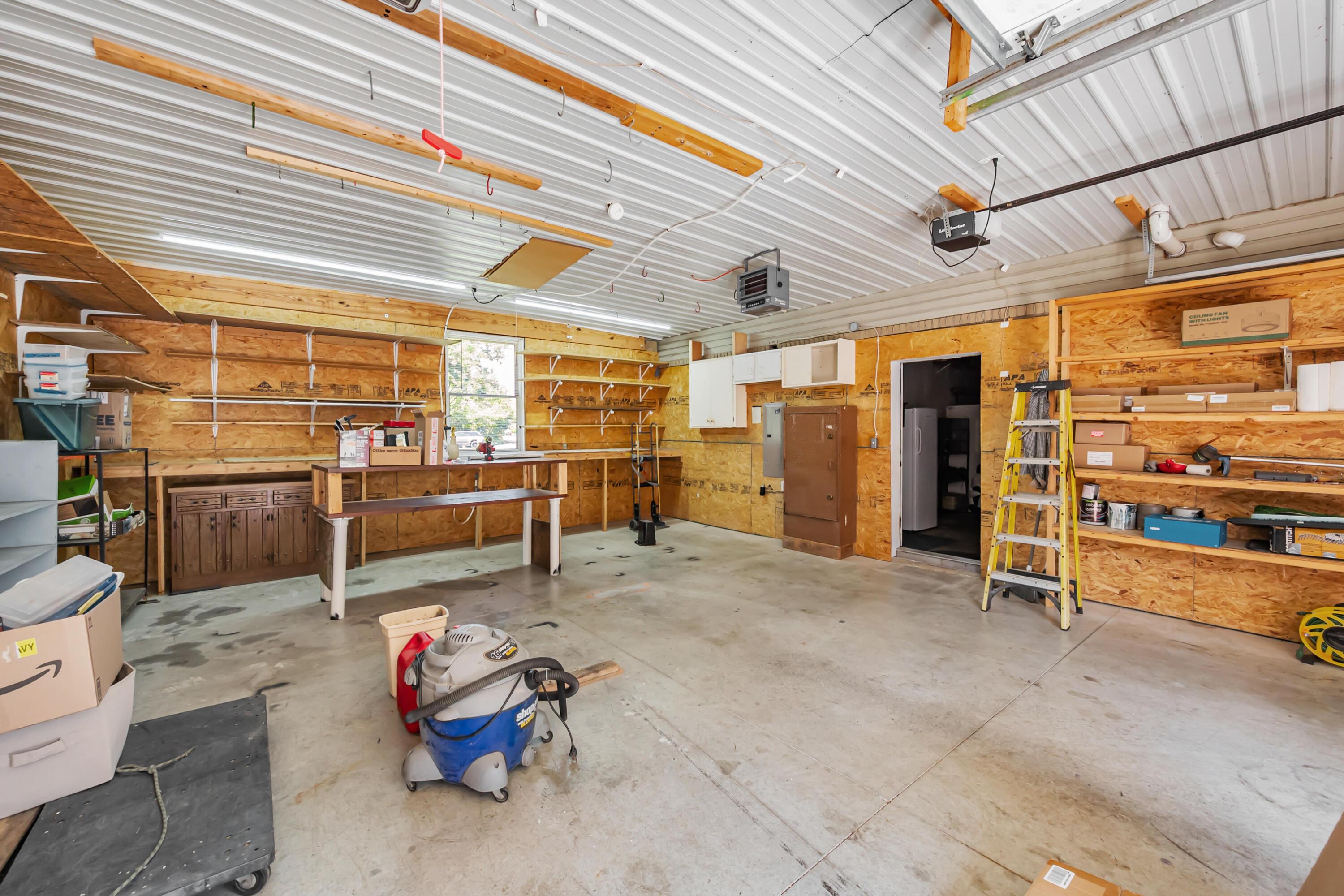 1550 Kingwood Circle, Marion, Ohio image 46