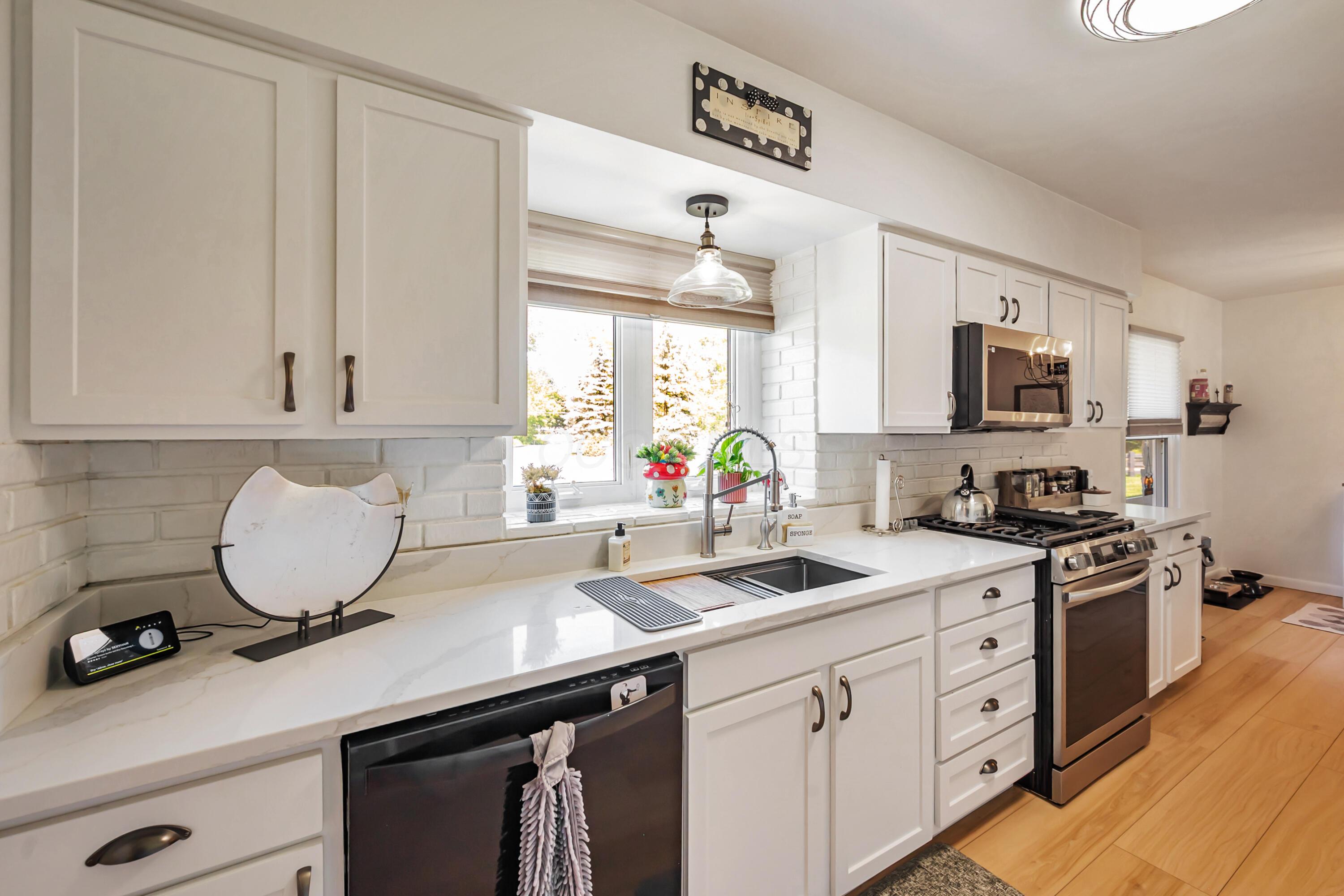 1550 Kingwood Circle, Marion, Ohio image 12