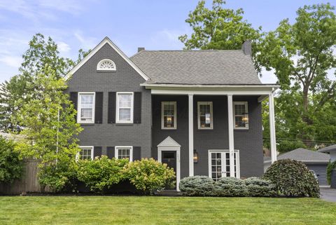 Photo of 218 S Chesterfield Road, Columbus, OH 43209 (MLS # 226028218)
