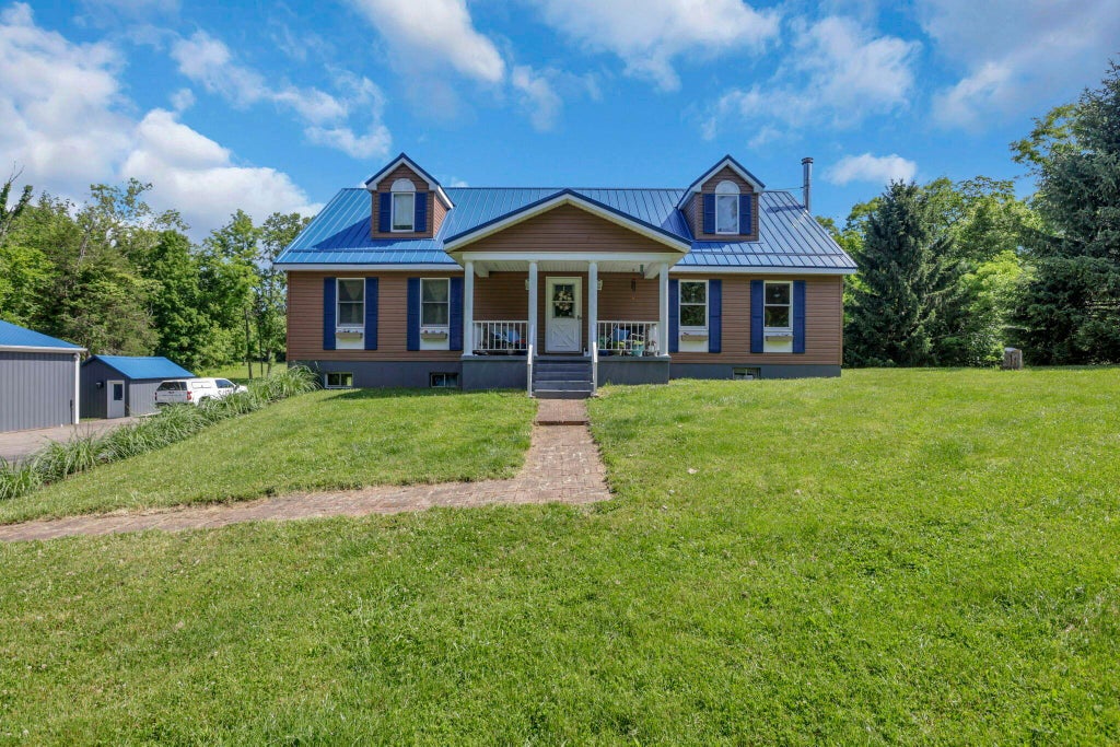 Photo of 606 Mills Road, Wilmington, OH 45177 (MLS # 226020648)