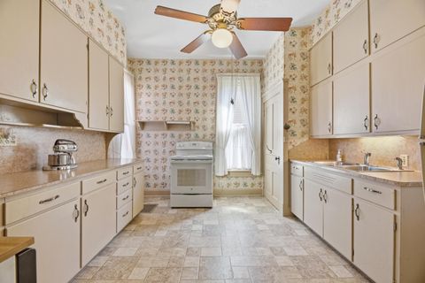 Tiny photo for 249 W Locust Street, Newark, OH 43055 (MLS # 226012296)