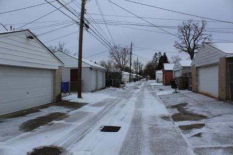 Tiny photo for 676 Butler Avenue, Columbus, OH 43223 (MLS # 226000181)